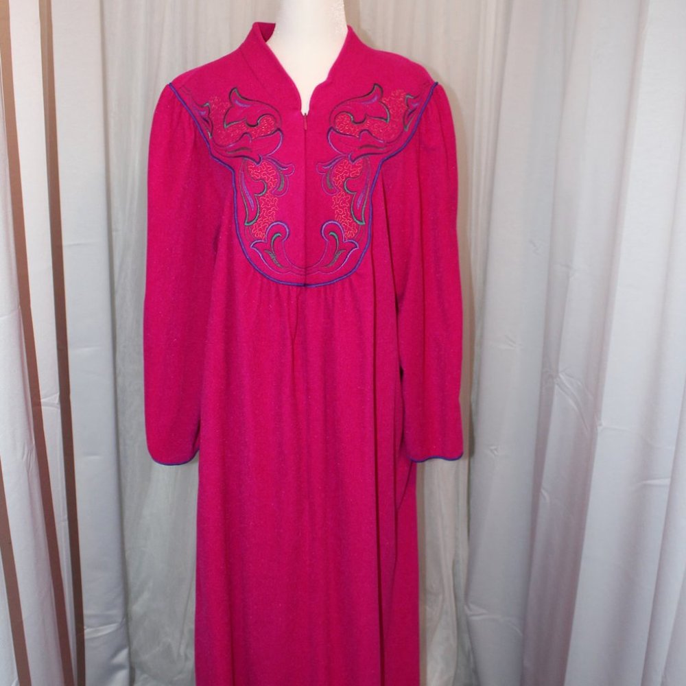 Vanity Fair Bright Pink House robe